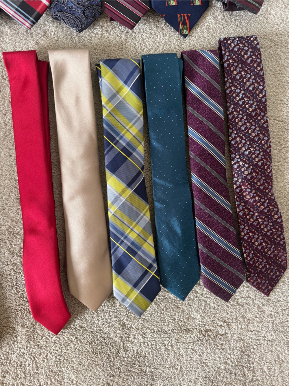 Men’s Dress Tie Lot - 24 Ties - Picture 7 of 9